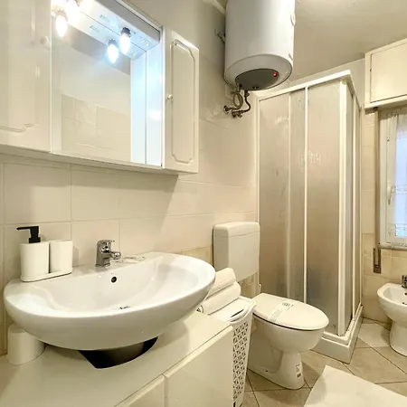 Ferienwohnung 150 Metri Dal Mare Bilocale Con Wi-Fi In Centro. Loano Exterior foto