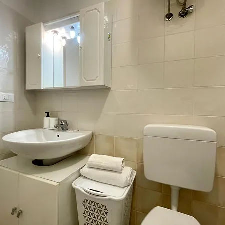 Ferienwohnung 150 Metri Dal Mare Bilocale Con Wi-Fi In Centro. Loano Exterior foto